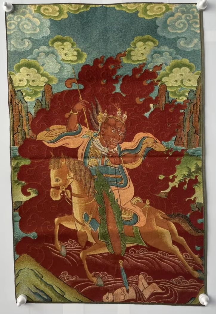Embroidery House - 35' Old Nepalese Temples Silk Embroidery