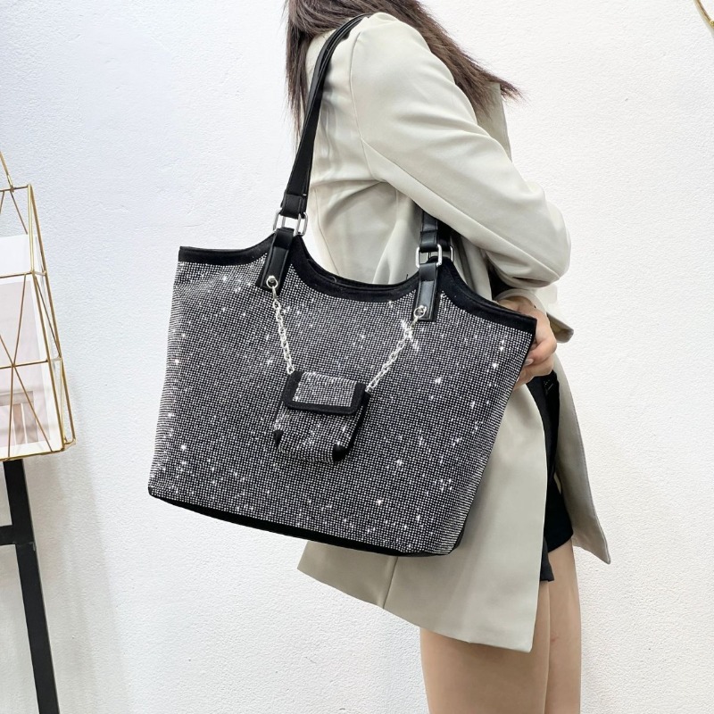 Large Capacity Trendy Casual T - Embroidery Class 评论和价格