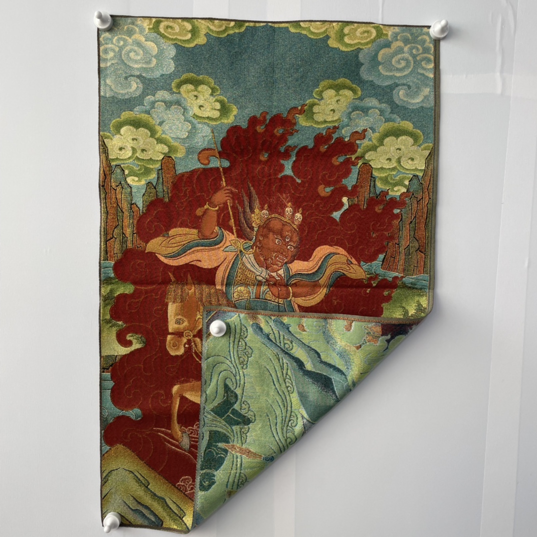 35' Old Nepalese Temples Silk  - Embroidery House 评论和价格