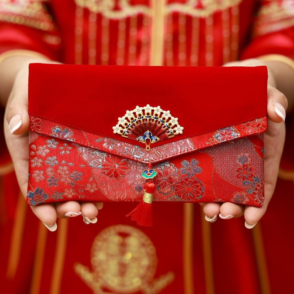 Chinese New Year Brocade Red E - Embroidery House 评论和价格