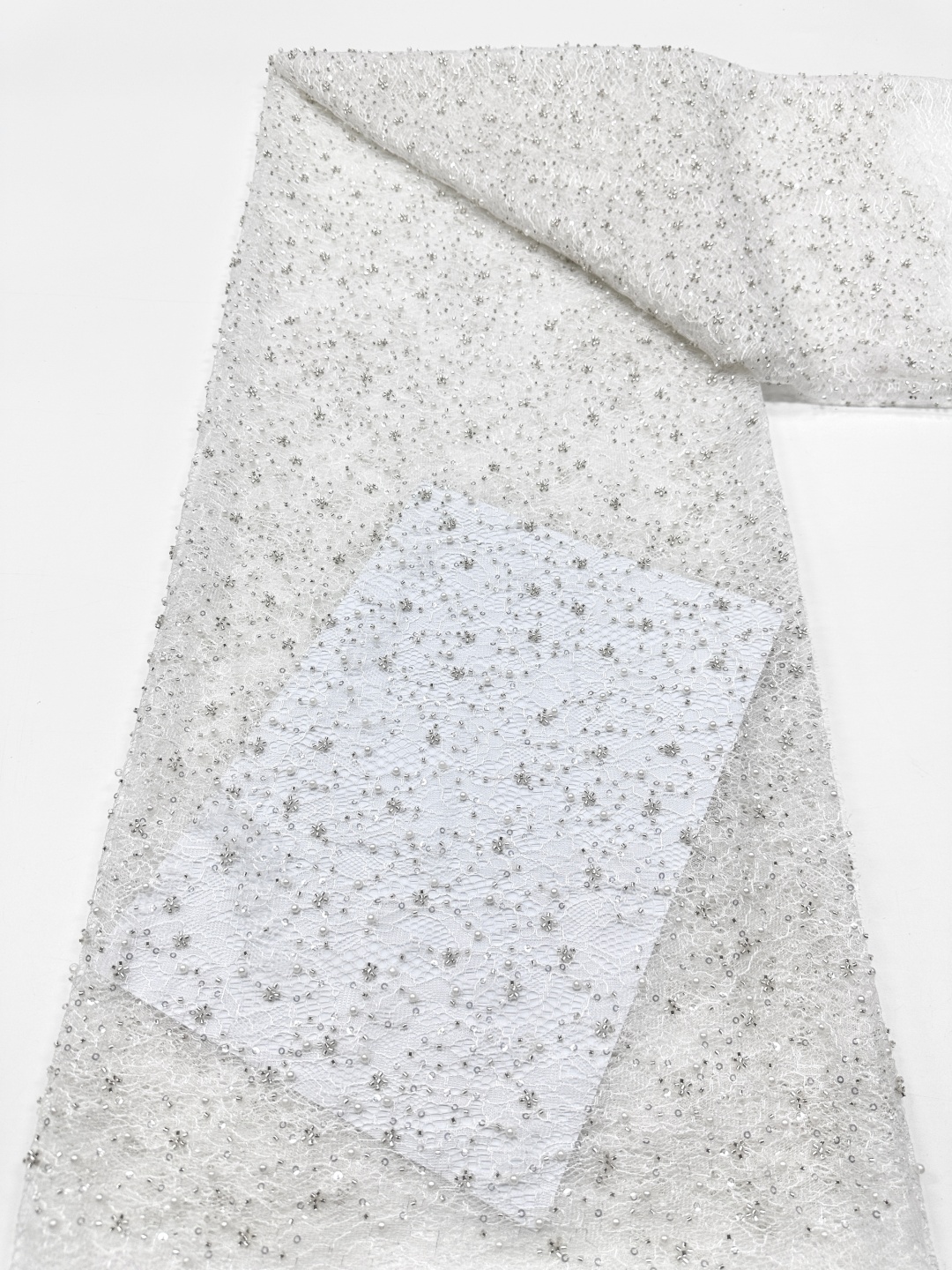 Luxury Sequins Lace Fabric 202 - Embroidery Gradient 评论和价格