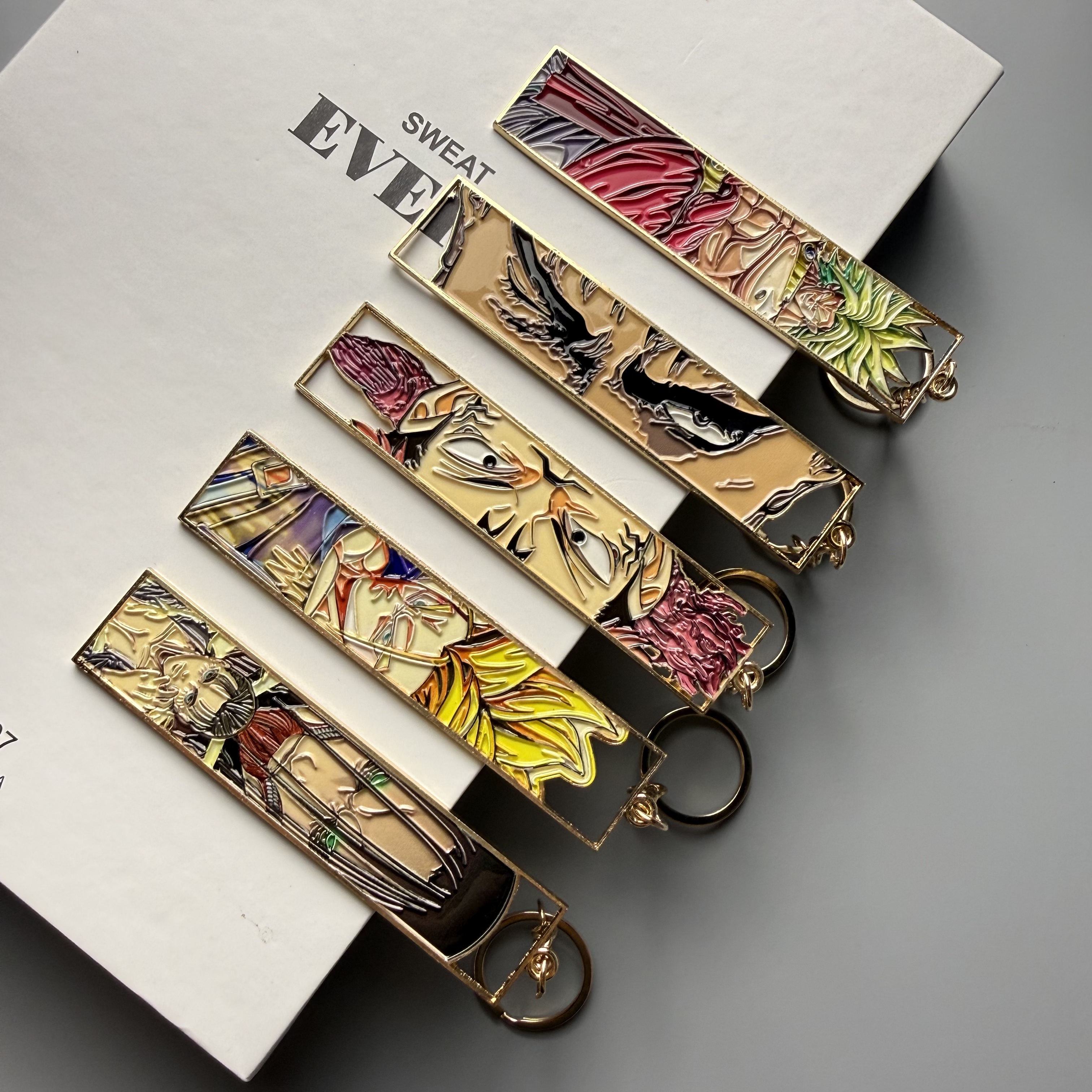 Anime Metal Hollow Out Keychai - Embroidery Ring 评论和价格