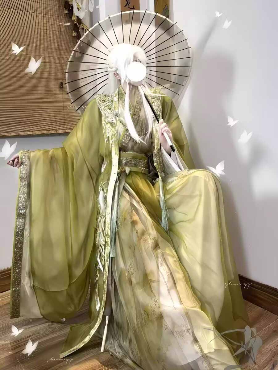 Wuxia Swordsman Hanfu Outfit M - Embroidery Gradient 评论和价格