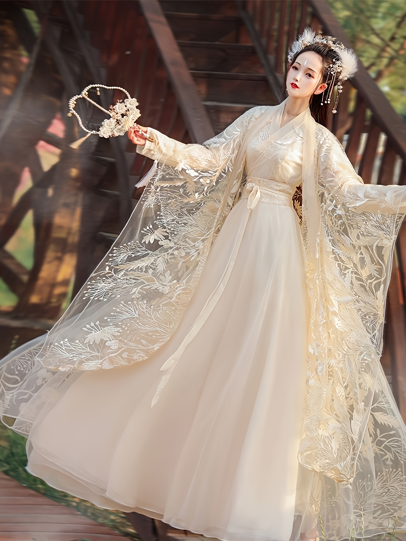 Female Hanfu Traditional Costu - Embroidery Yellow 评论和价格